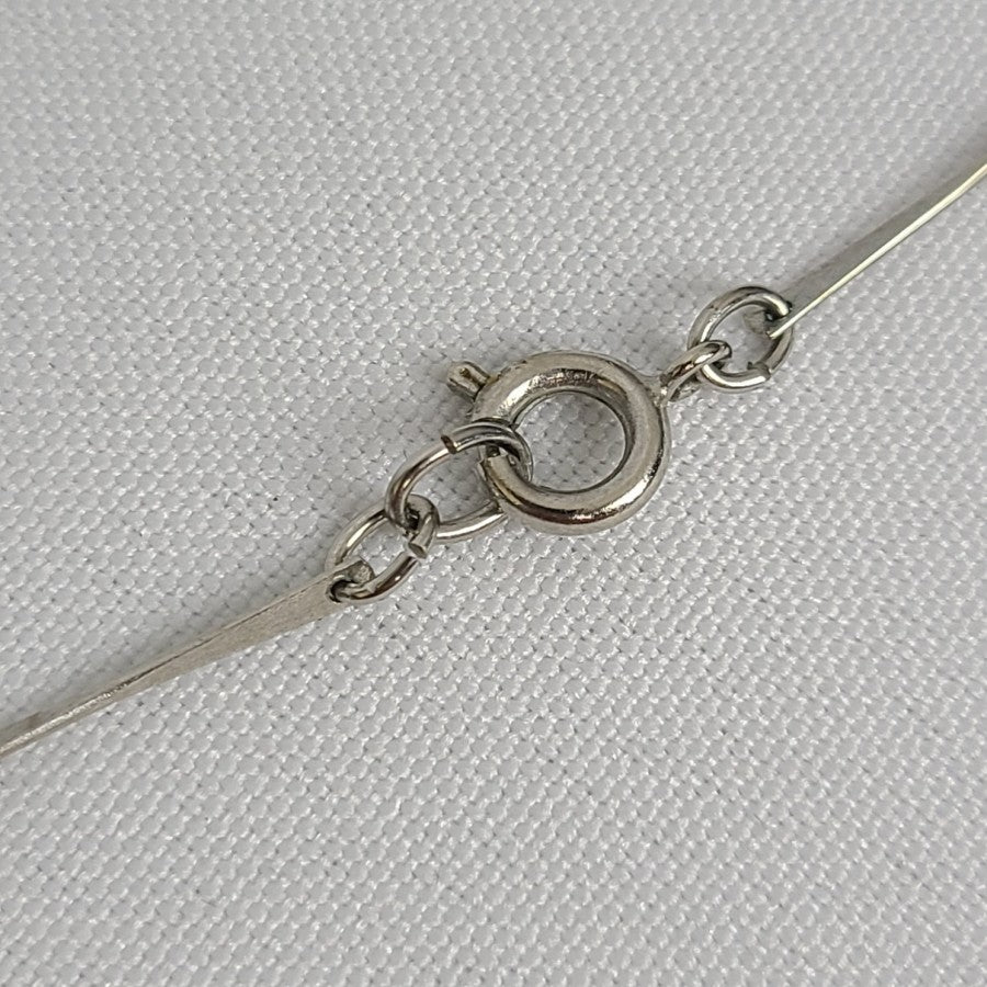 Vintage Hammered Leaf Pendant Charm Link Necklace