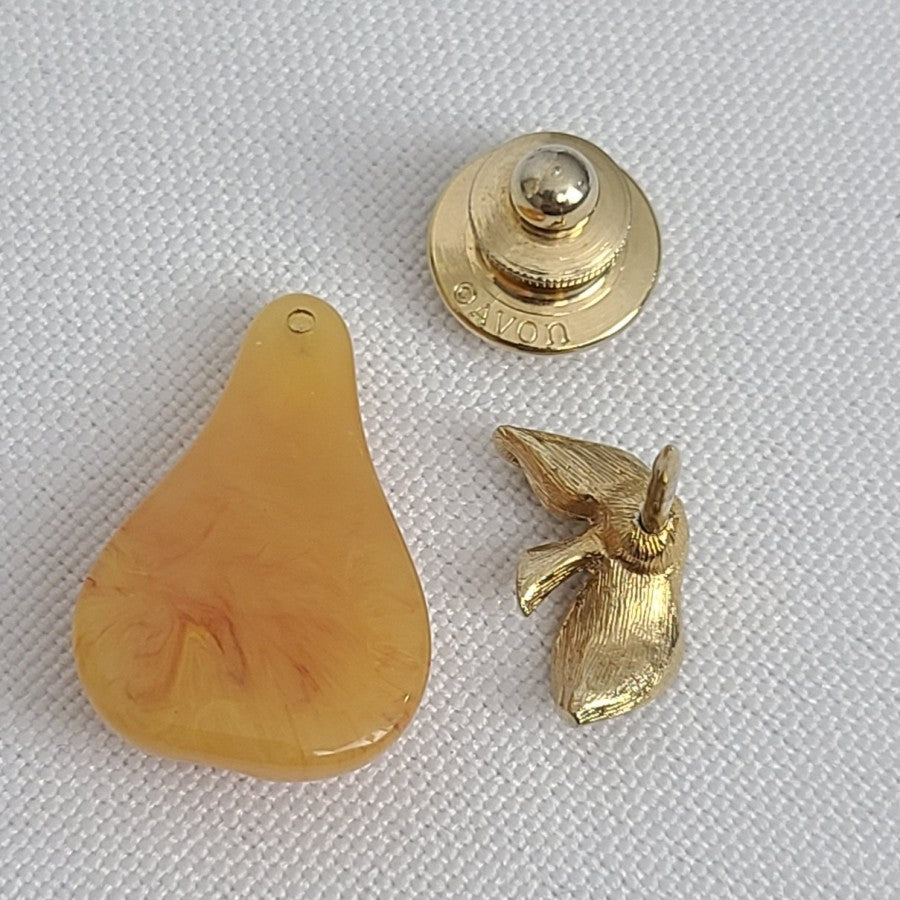 Avon Pear Fruit Gold Tone Pin Brooch