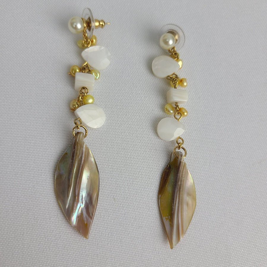 Fifth Avenue Collection Gold Tone Seashell Pendant Necklace & Earrings