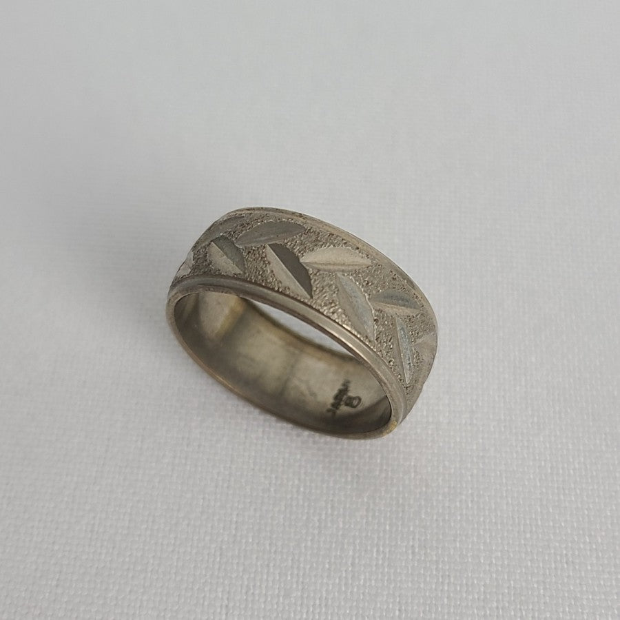 Vintage Japan Silver Tone Etched Ring Size 8