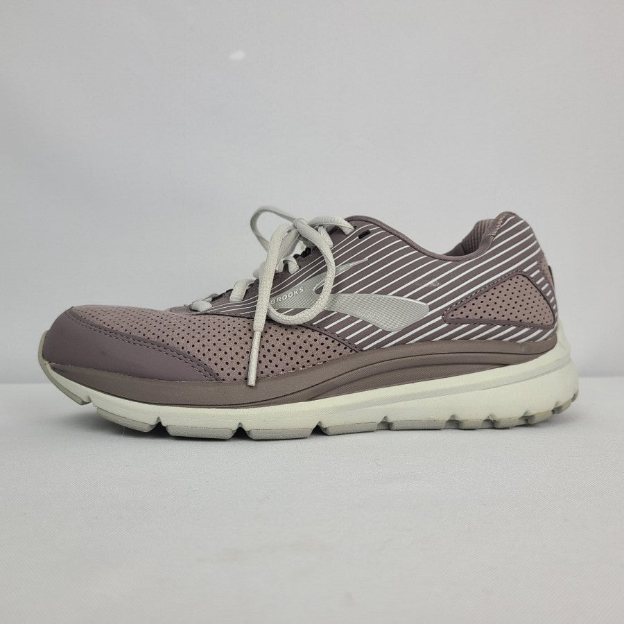 Brooks Addiction Walker 2A Wide Runners Size 8