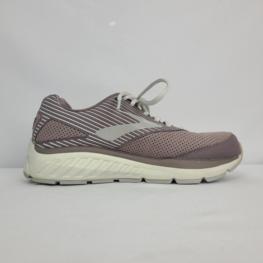 Brooks Addiction Walker 2A Wide Runners Size 8