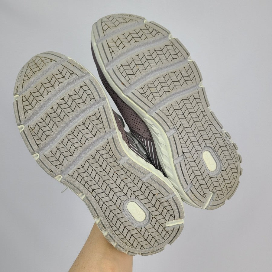 Brooks Addiction Walker 2A Wide Runners Size 8