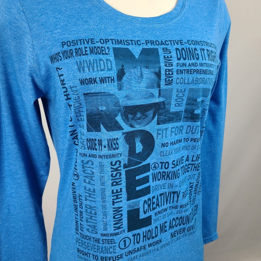 Elevate Blue Long Sleeve T-Shirt Size M Role Model Inspirational