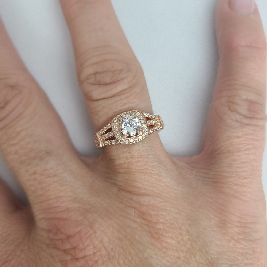 925 Sterling Silver Faux Diamond Engagement Ring Size 7