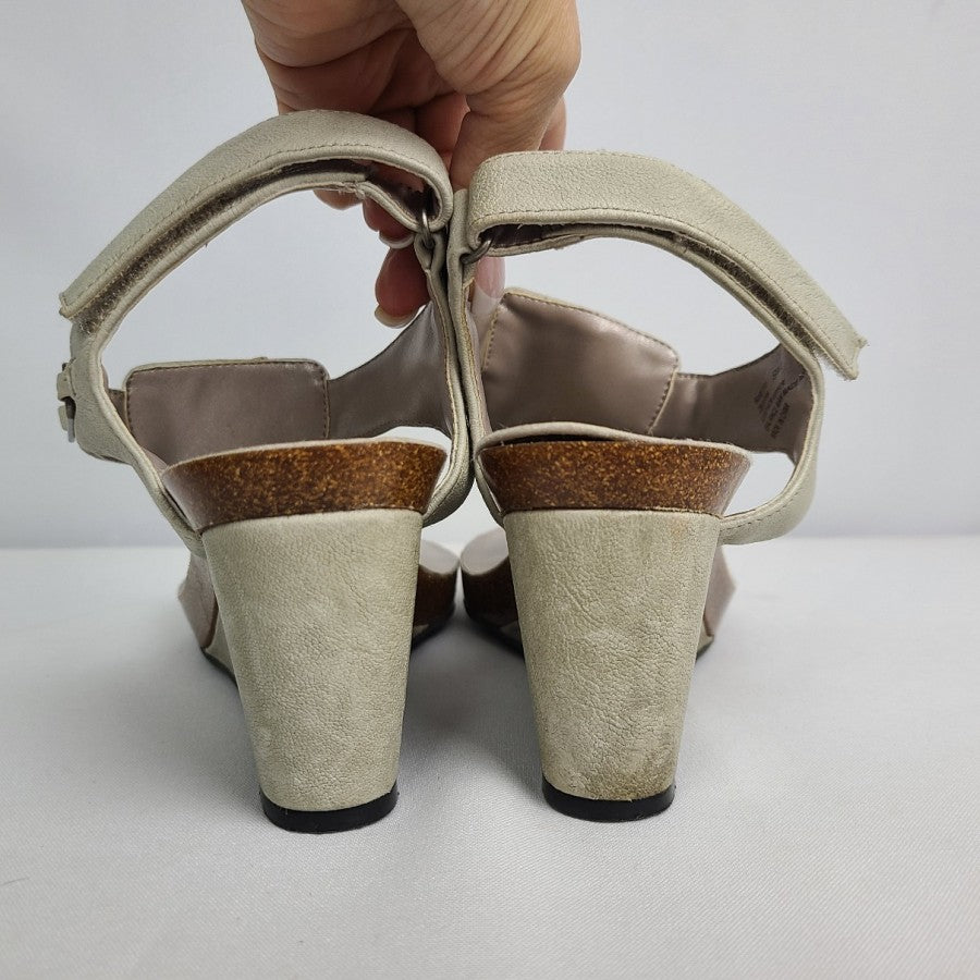 Naturalizer Rhett Grey Leather Wedge Sandals Size 9