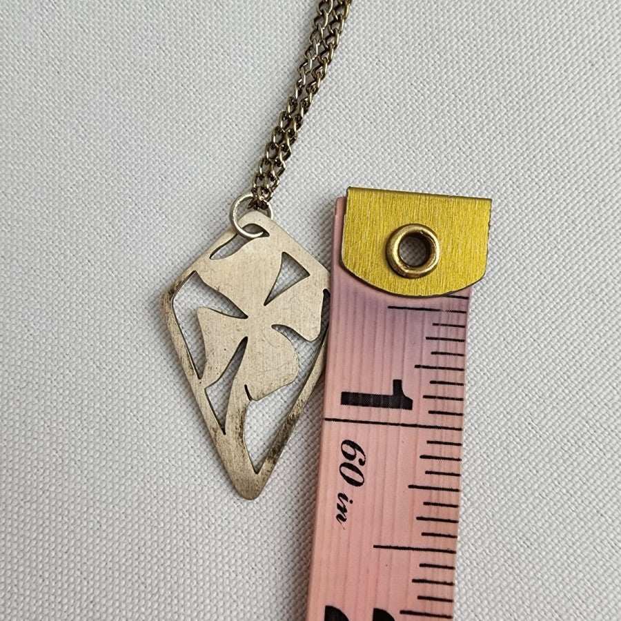 Vintage Floral Pendant Silver Tone Chain Necklace