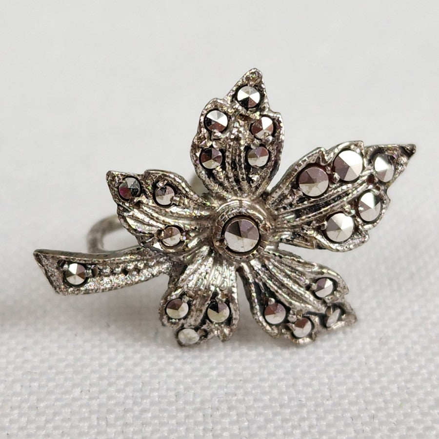 Vintage Sterling Silver Hematite Leaf Earrings Screw Back