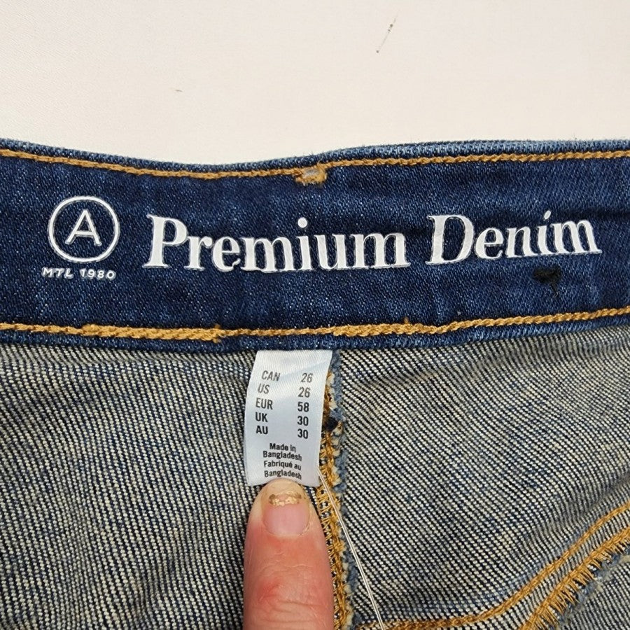 A MTL Straight Leg High Waisted Jeans Size 26