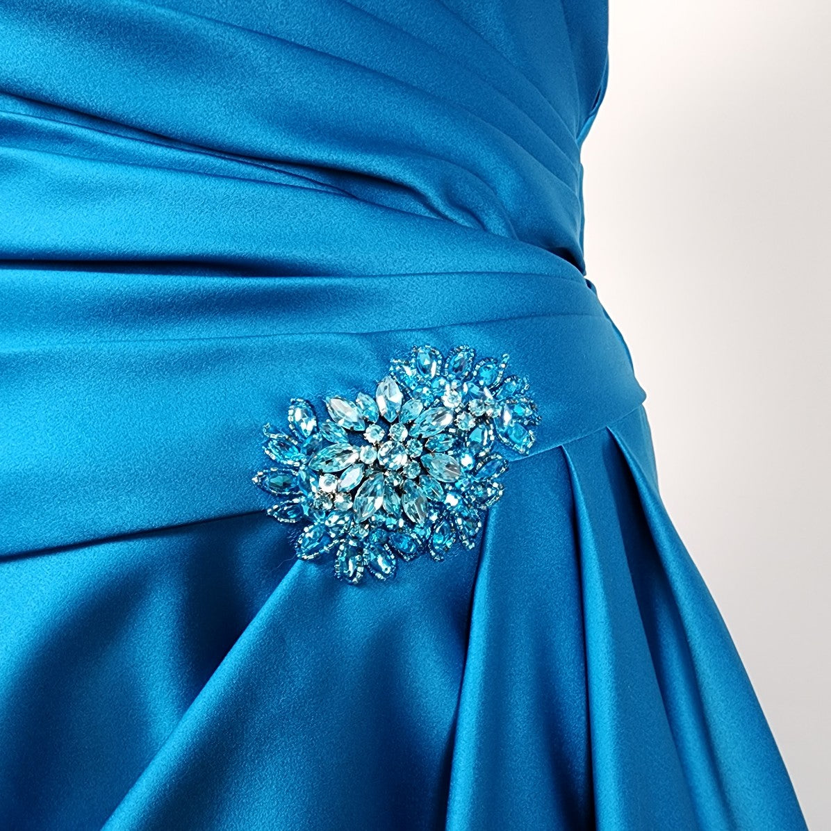 Symphony of Venus Blue Satin Crystal Detail Gown Size 1X-2X Grad Eventwear