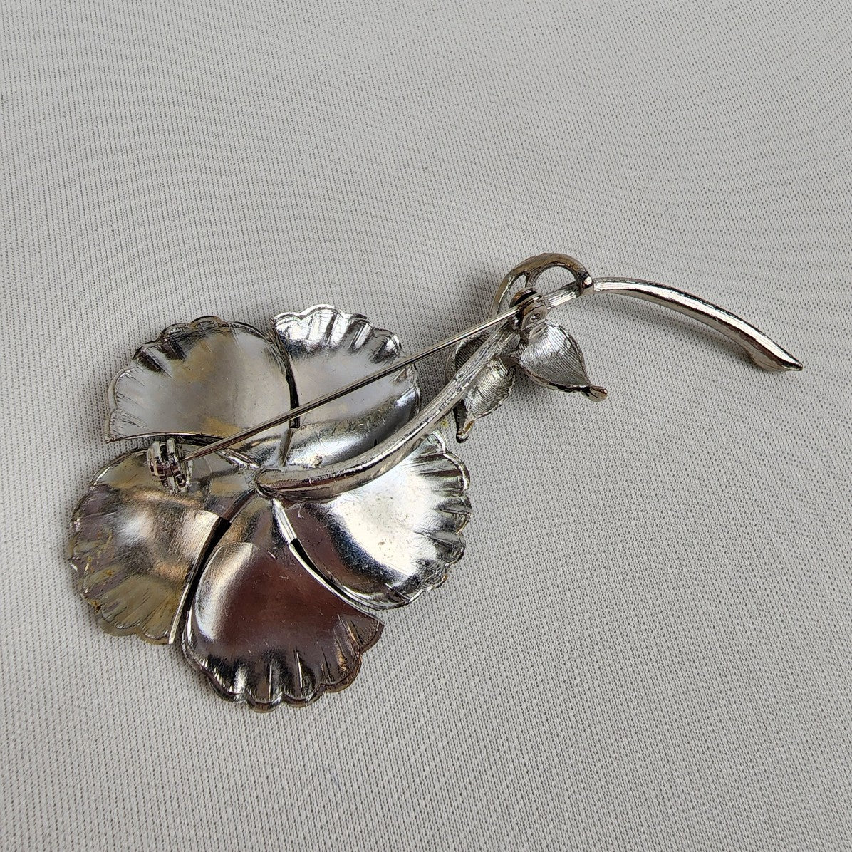 Vintage Silver Metal Flower Brooch & Earring Set