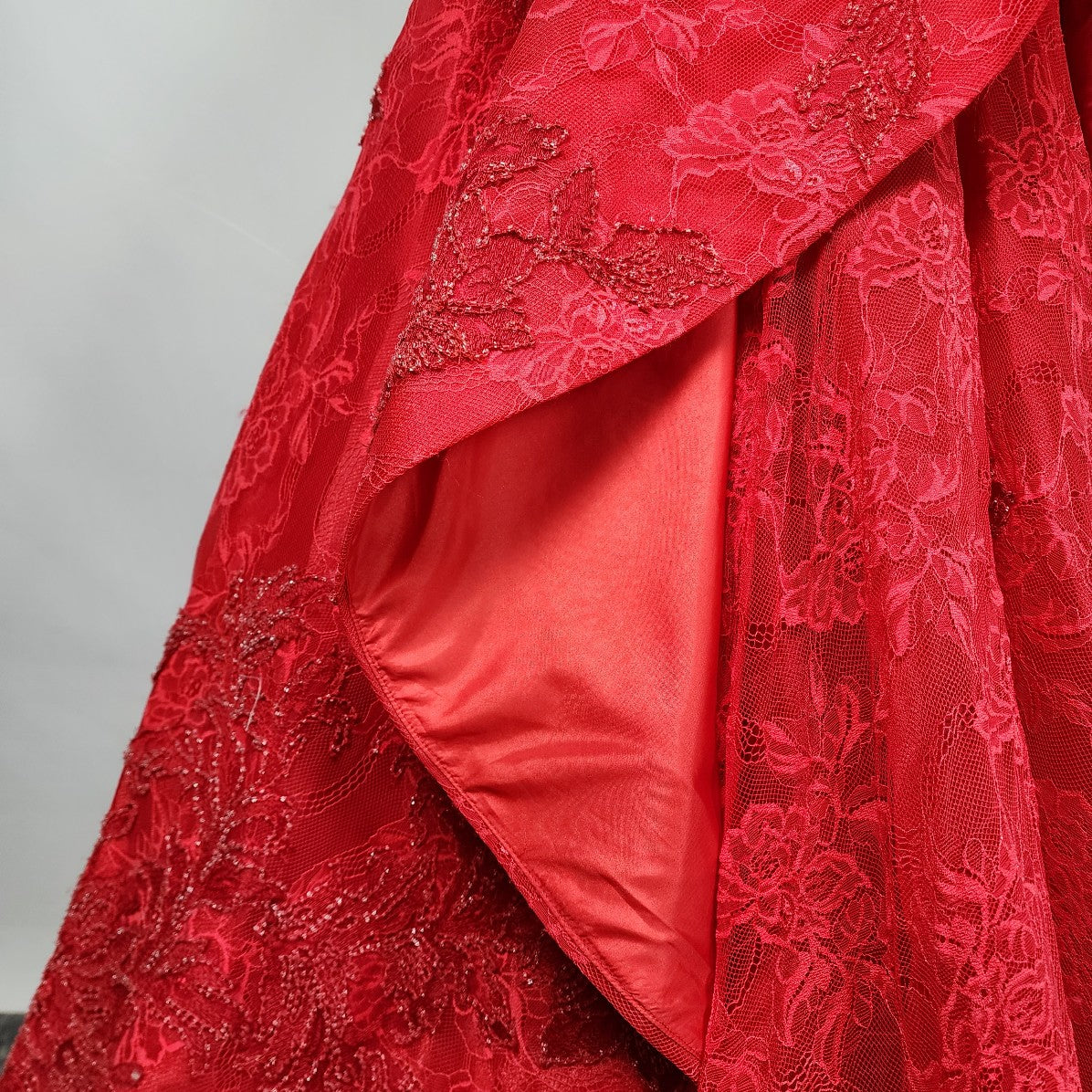 Andrea & Leo Couture Red Flare Grad Gown Size S/M