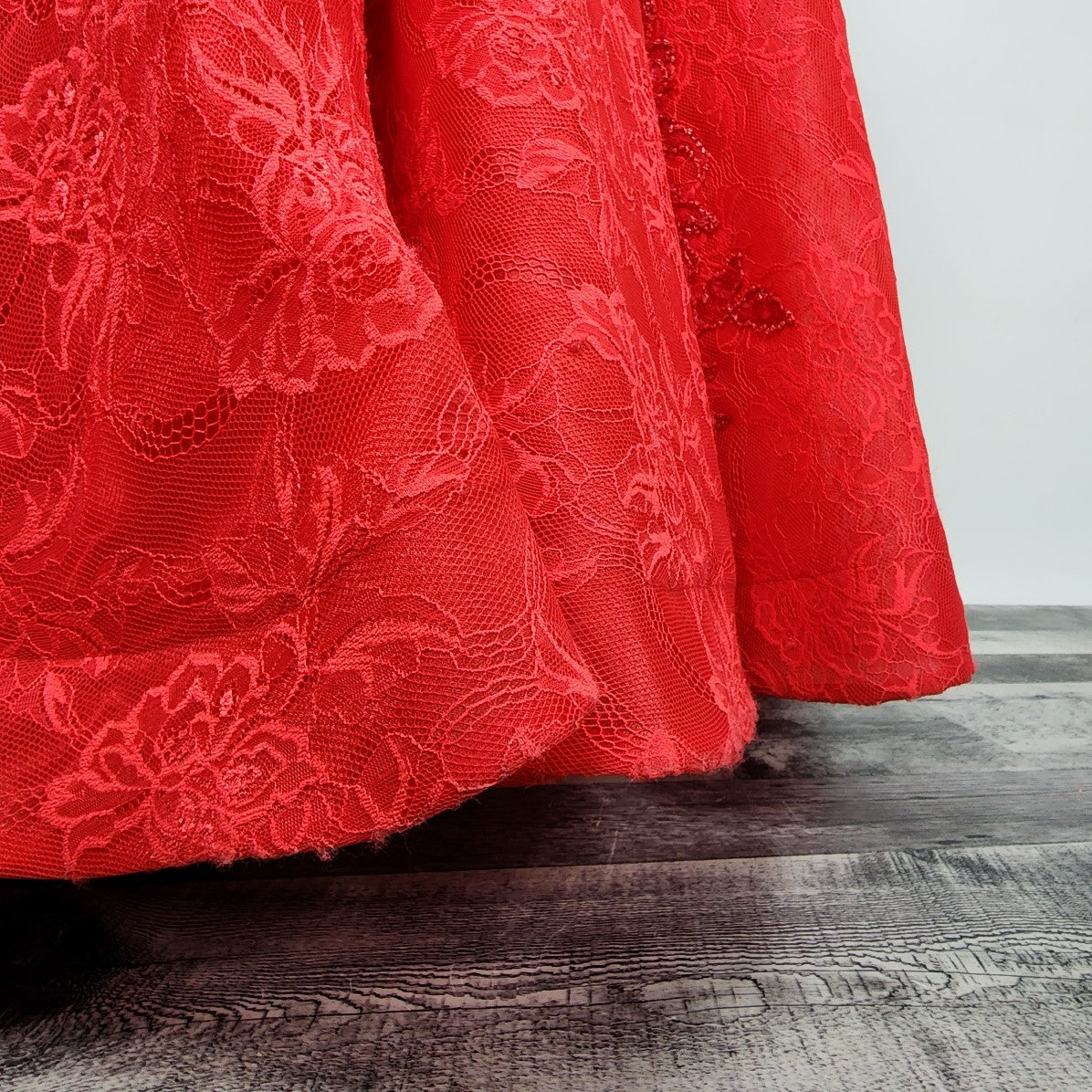 Andrea & Leo Couture Red Flare Grad Gown Size S/M
