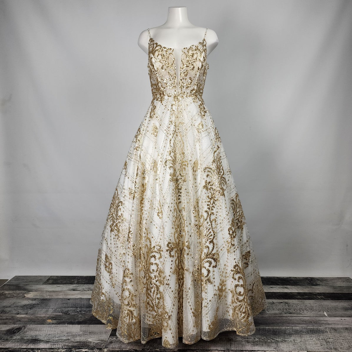 Splash White & Gold Sequined Ball Gown Size M