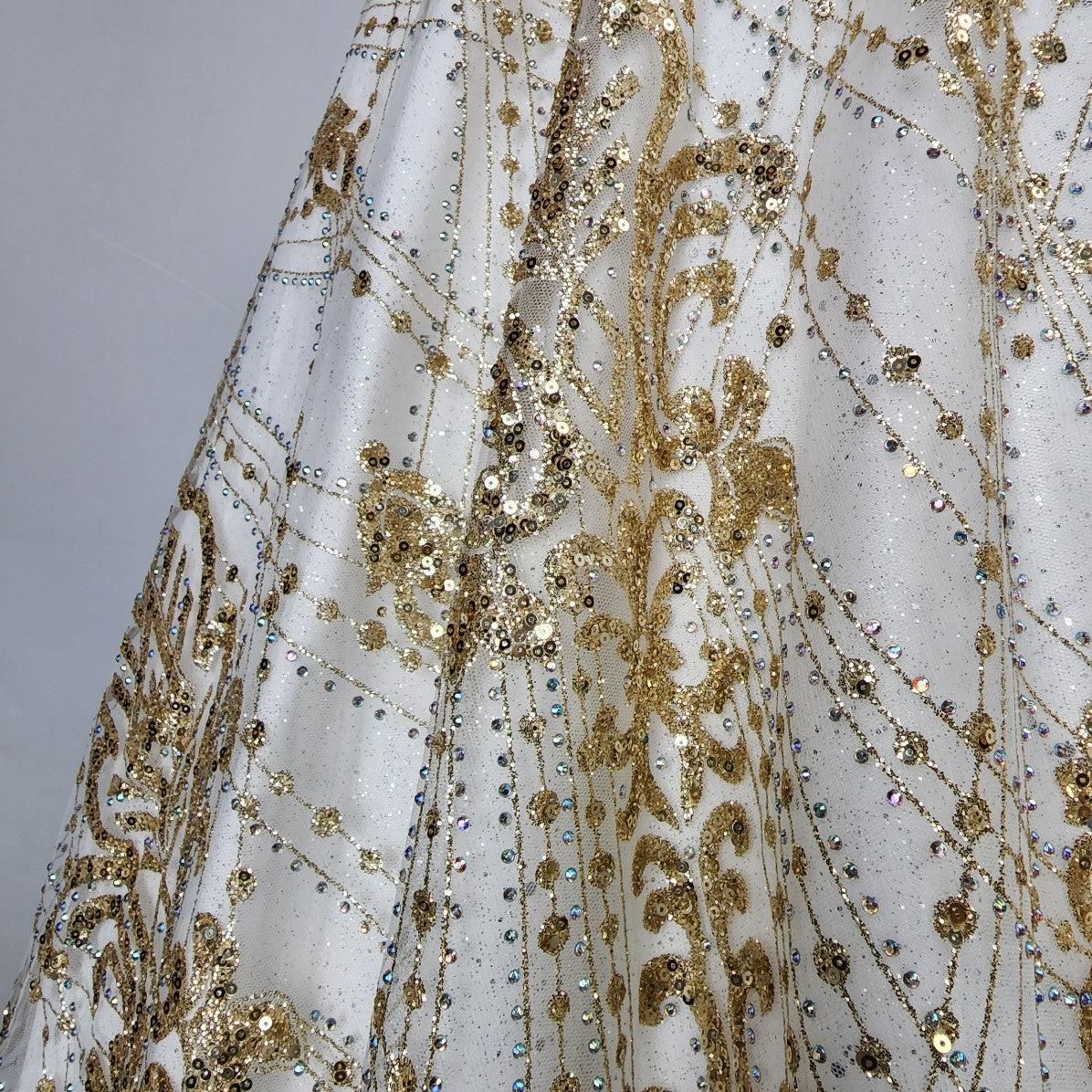 Splash White & Gold Sequined Ball Gown Size M
