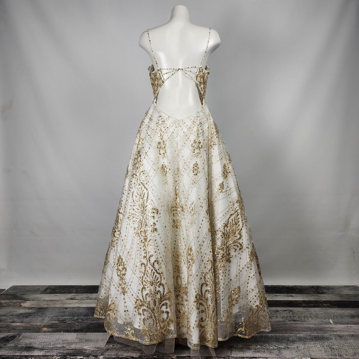 Splash White & Gold Sequined Ball Gown Size M