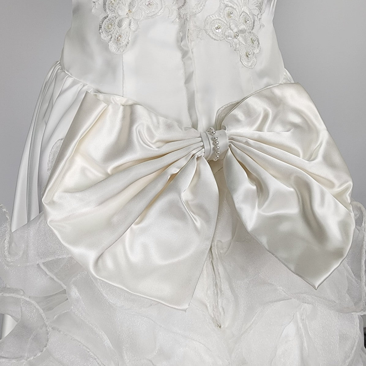 Party Time Fashions 80s Wedding Ruffle Satin Gown Size S