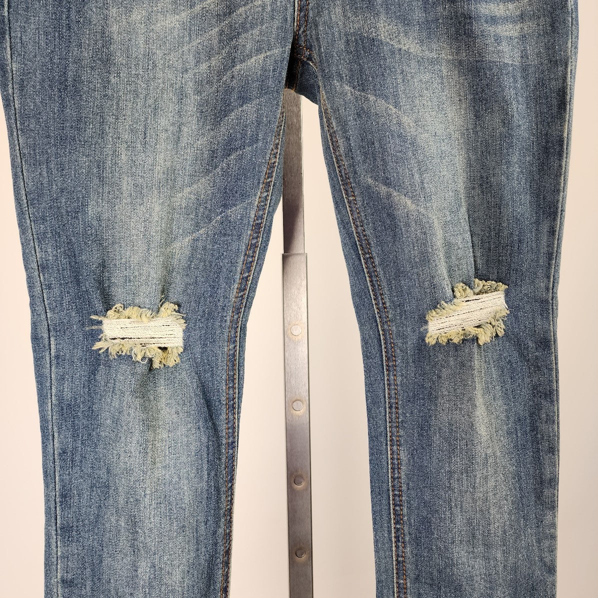 Wish List Jeans Skinny Distressed Denim Size 5