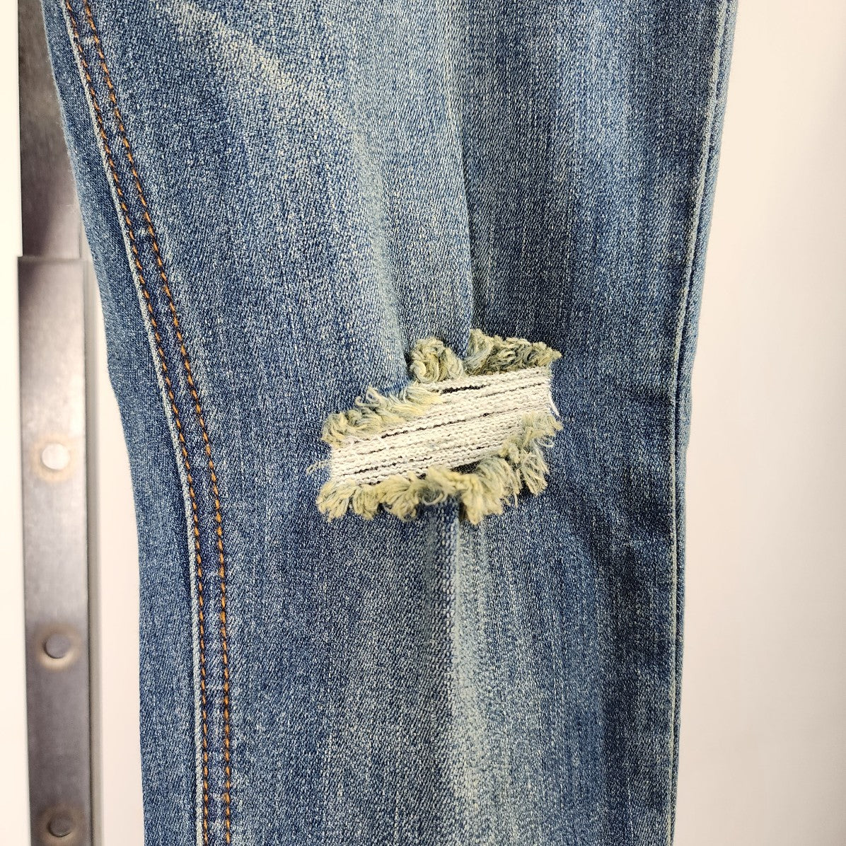 Wish List Jeans Skinny Distressed Denim Size 5