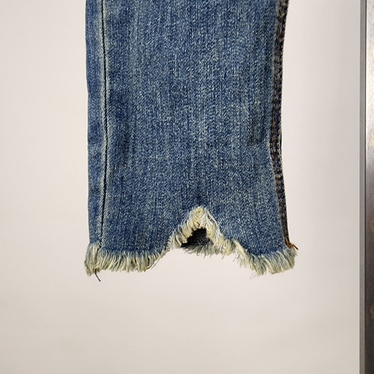 Wish List Jeans Skinny Distressed Denim Size 5