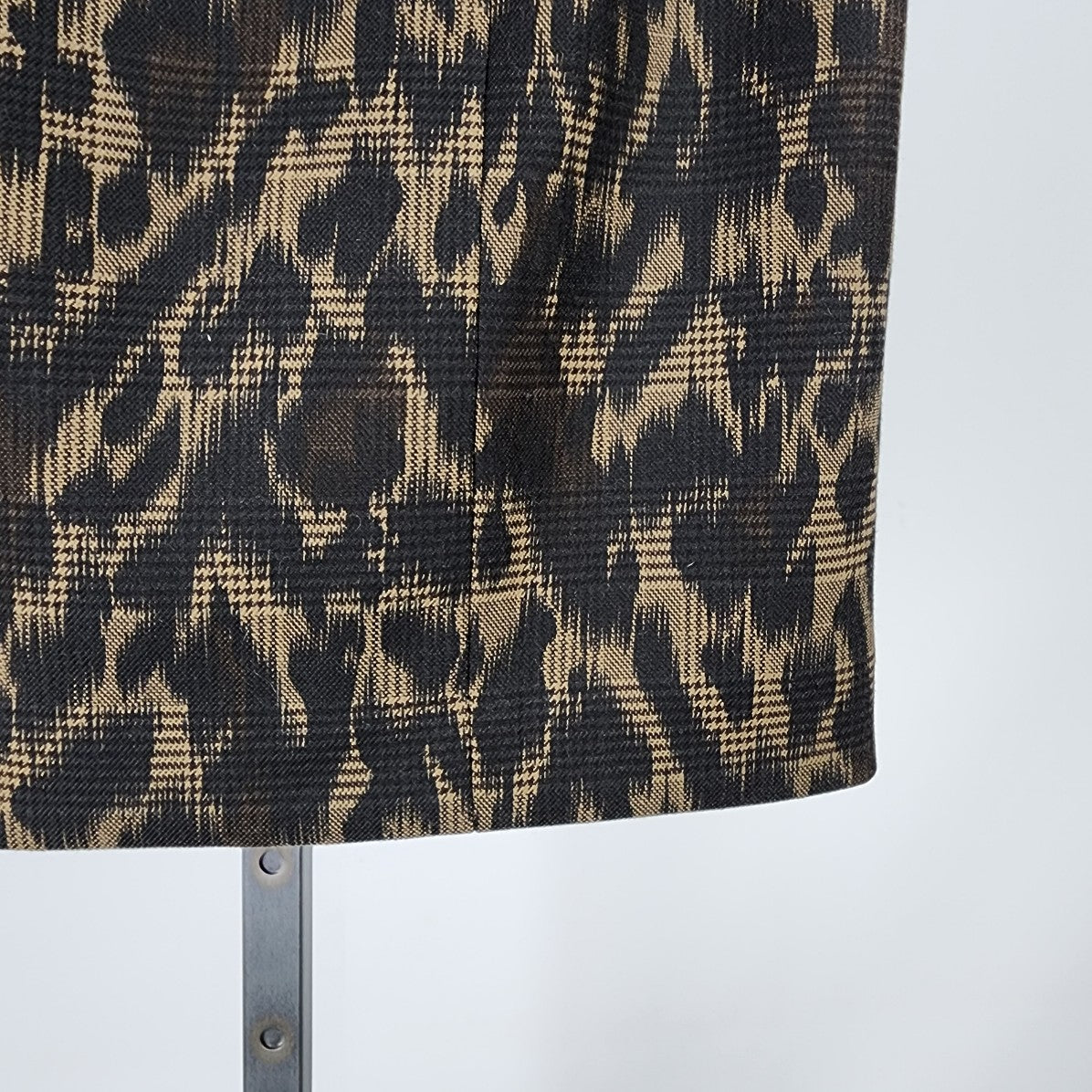 Tahari Brown Animal Print Knee Length Skirt Size 6