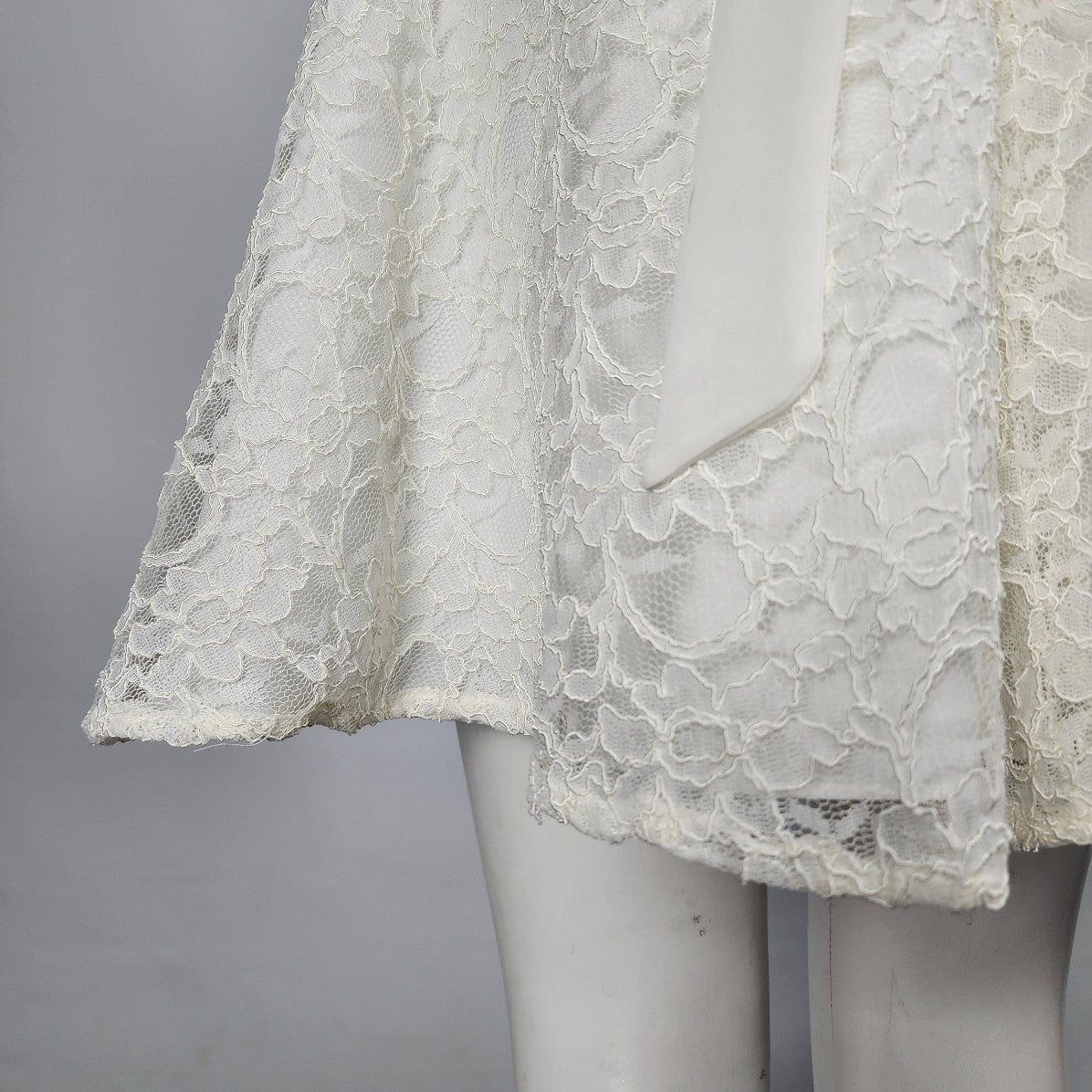 Mori Lee White Lace Fit & Flare Shorty Wedding Gown Size S/M
