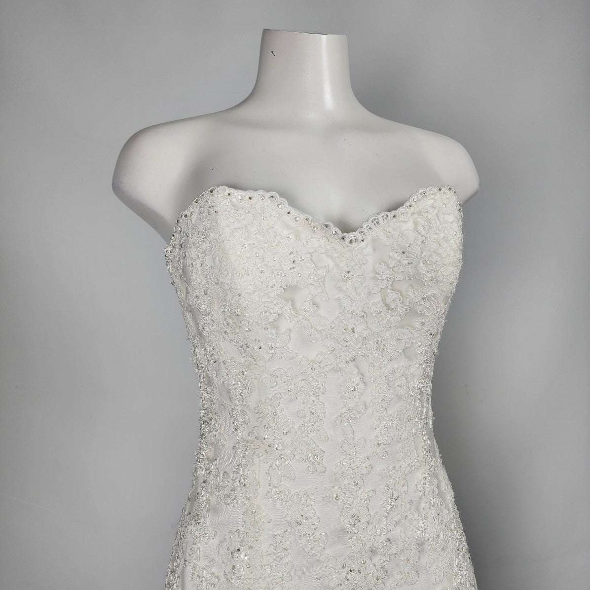 Maggie Sottero White Lace Mermaid Wedding Gown Size S/M