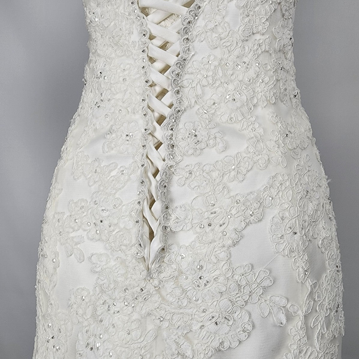 Maggie Sottero White Lace Mermaid Wedding Gown Size S/M