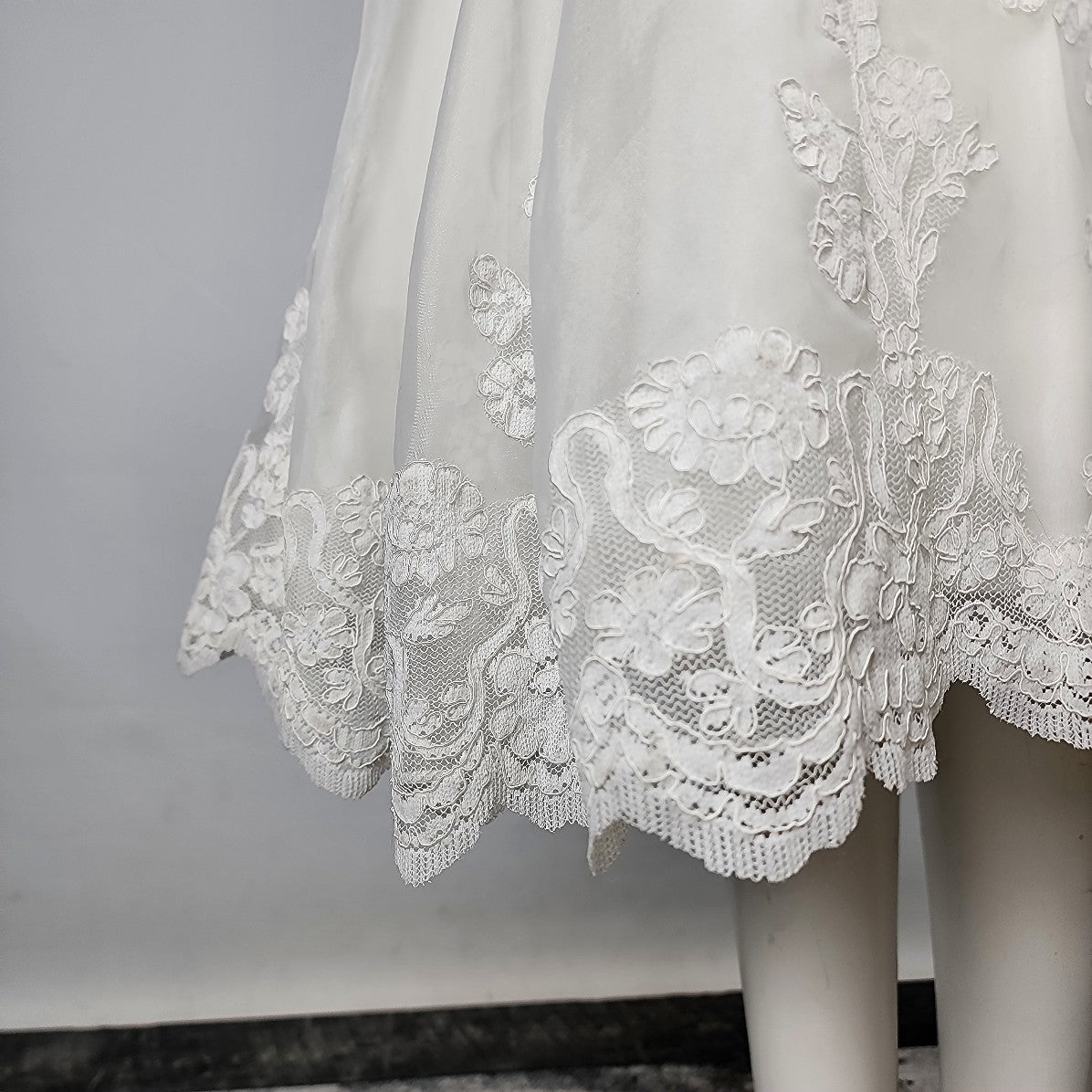 Symphony Of Venus White Of The Shoulder Midi Wedding Gown Size S