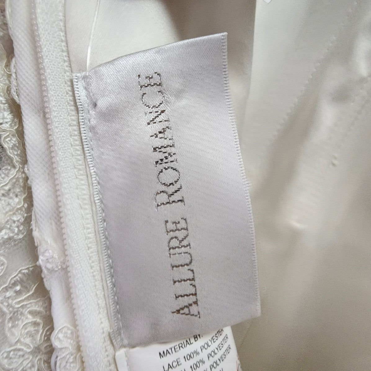 Allure Romance Ivory Wedding Gown 2807 Mermaid Lace Size M