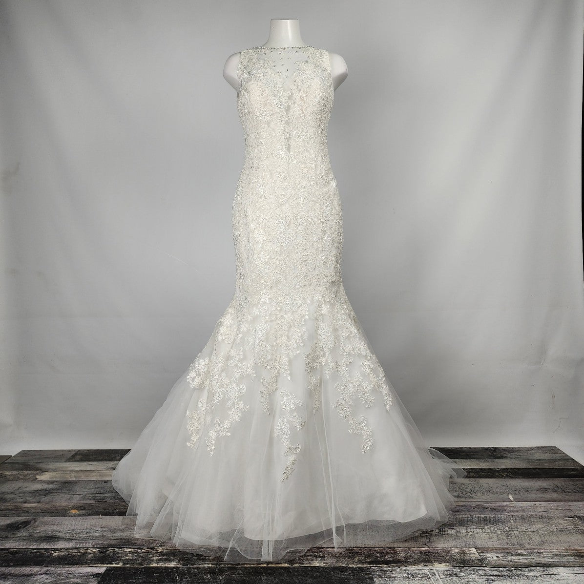 Allure Romance Ivory Wedding Gown 2807 Mermaid Lace Size M