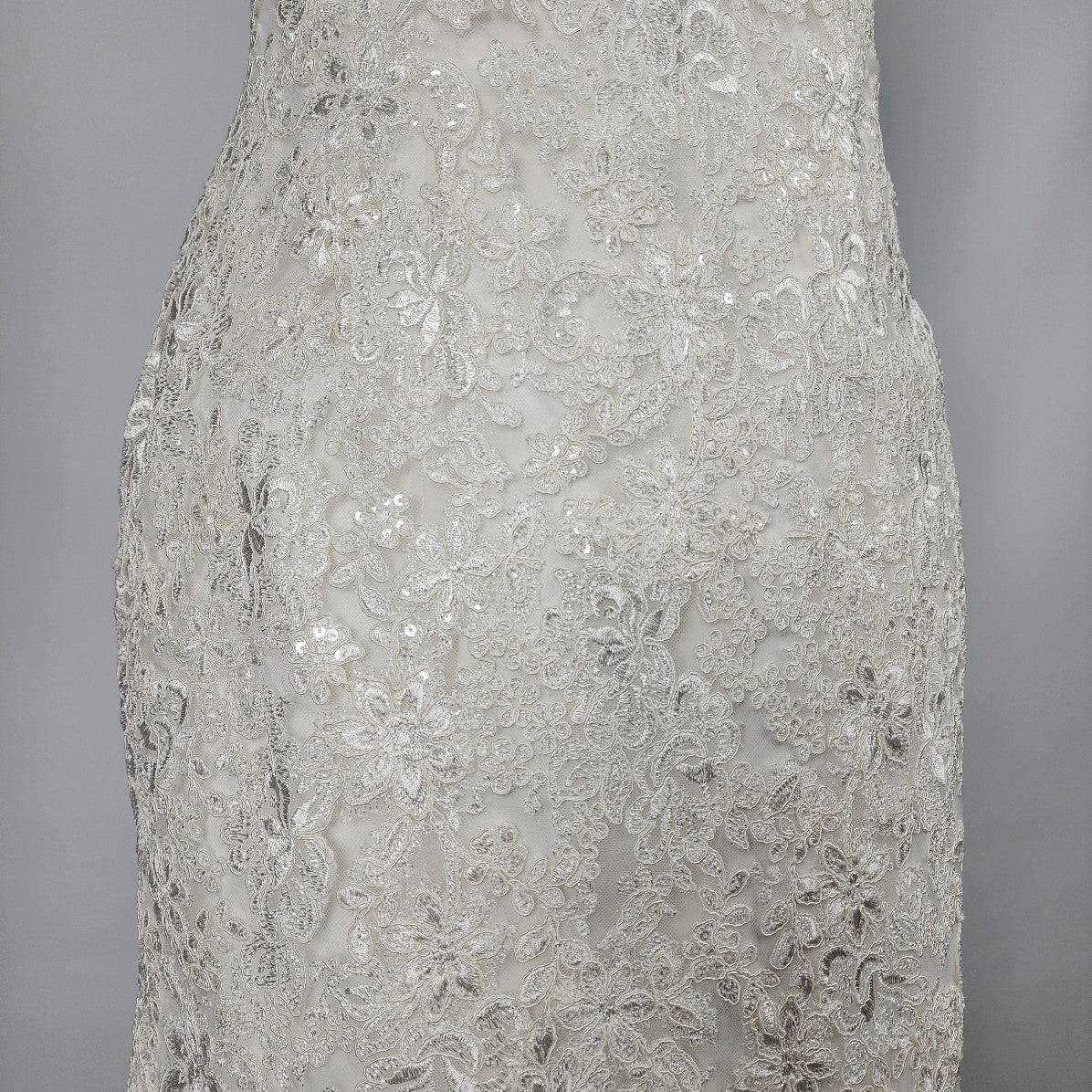 Allure Romance Ivory Wedding Gown 2807 Mermaid Lace Size M
