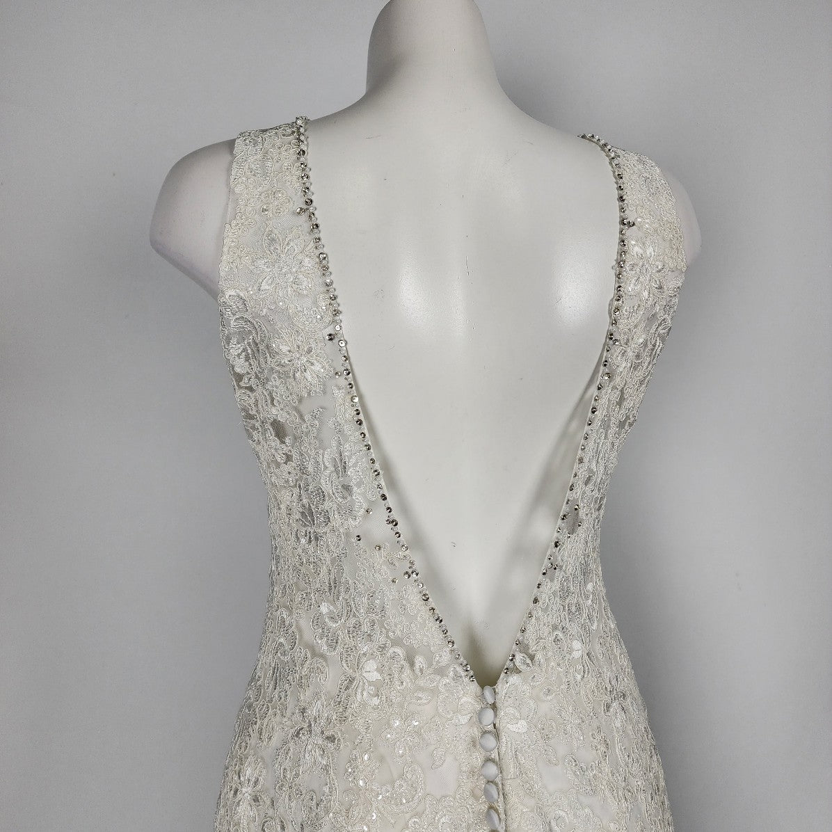 Allure Romance Ivory Wedding Gown 2807 Mermaid Lace Size M