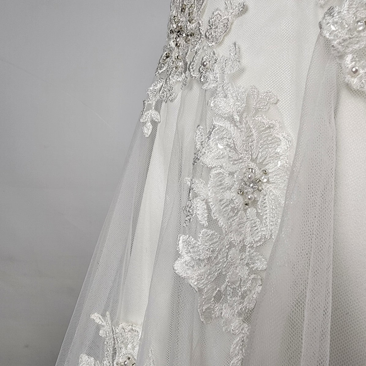 Stella York Lace Mermaid Wedding Gown Crystal Belt Size S