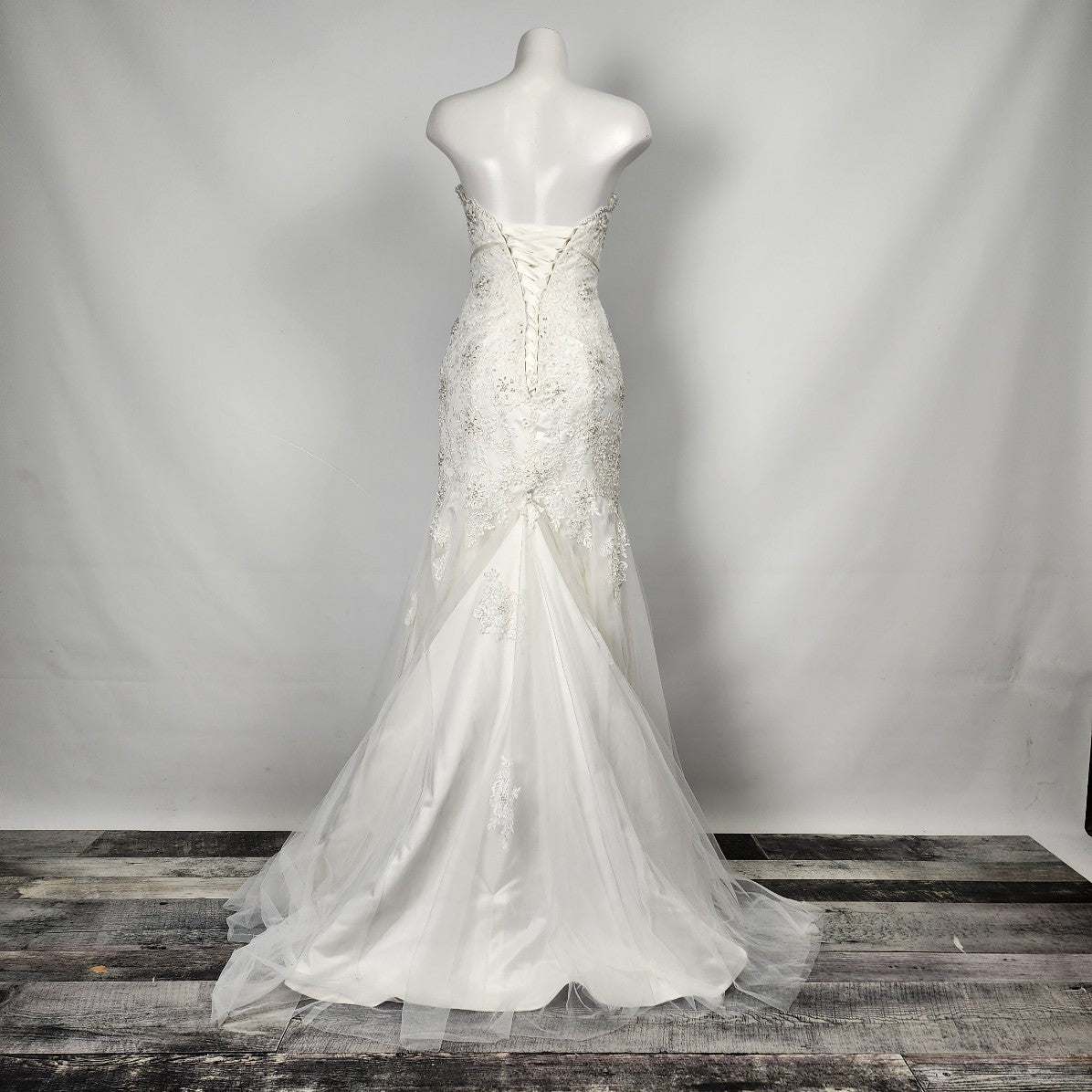 Stella York Lace Mermaid Wedding Gown Crystal Belt Size S