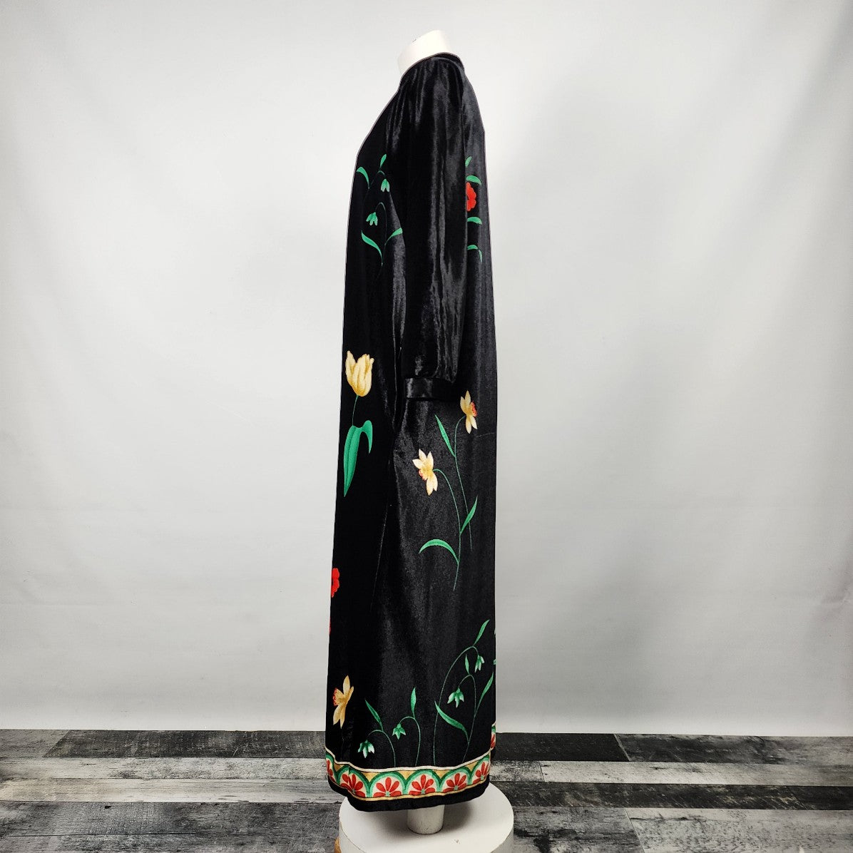Vintage Miss Amigo Black Floral Velour Long Sleeve Dress Size L