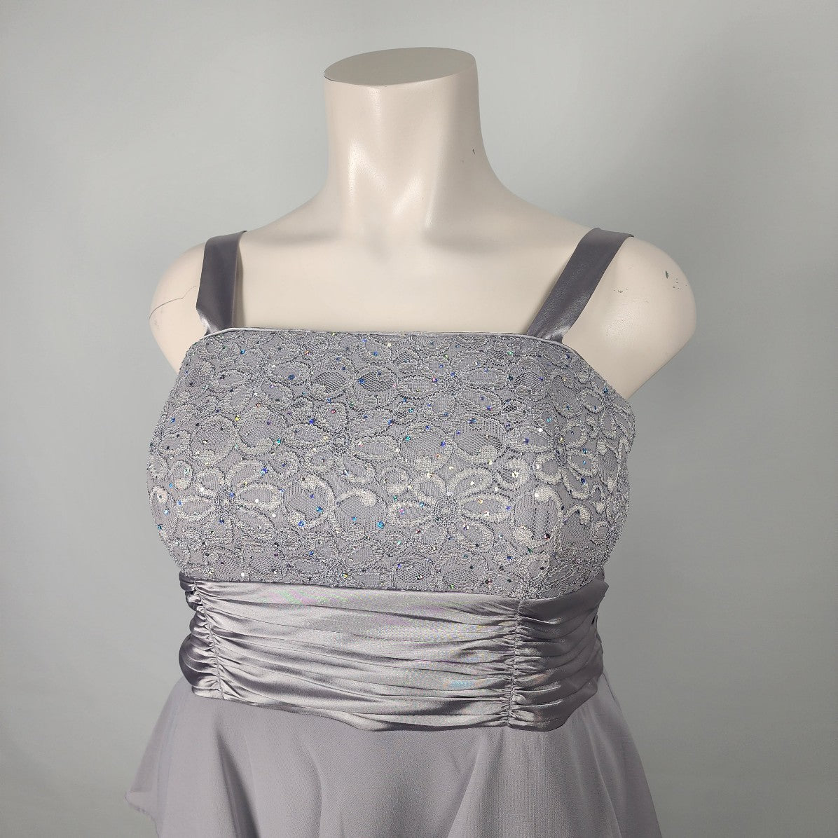 Laura Plus Grey Sequined Ruffle Tiered Dress & Jacket Size 18W