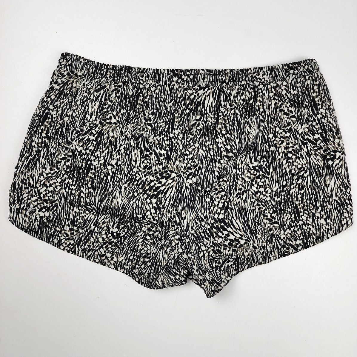 Old Navy Active Grey Shorts Size L