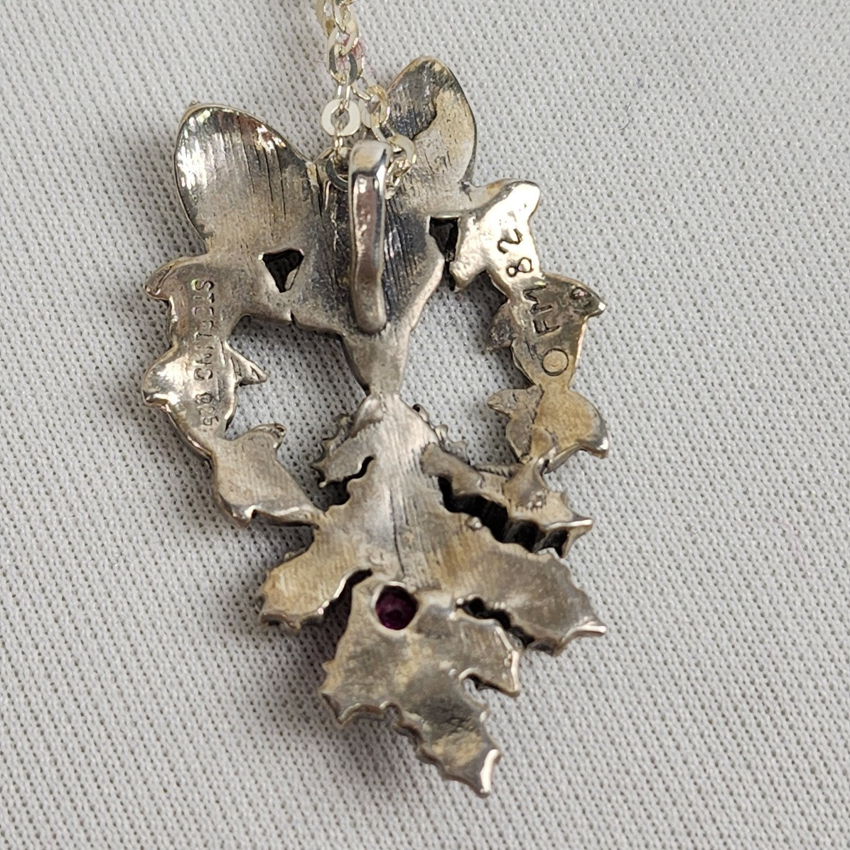Vintage Franklin Mint 1982 925 Sterling Silver Love Mistle Toe Pendant Necklace