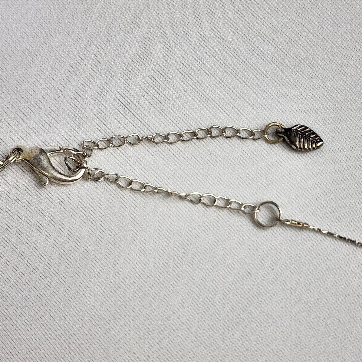 Delicate Grean Beaded Pendant Chain Necklace