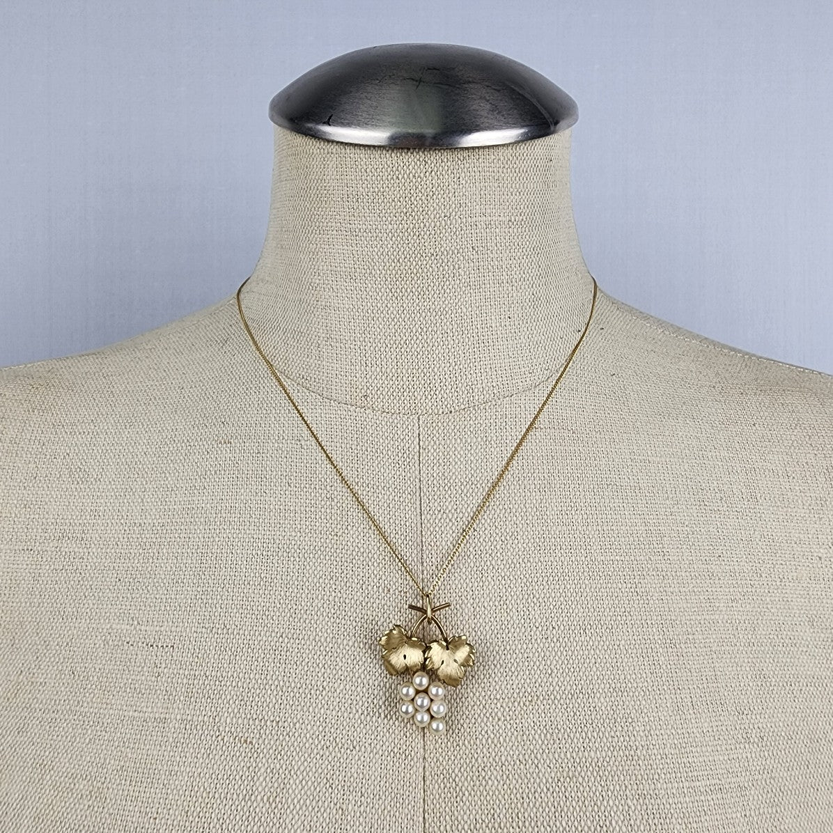Vintage 1/20 12K Gold Fill Grapes Pendant Chain Necklace