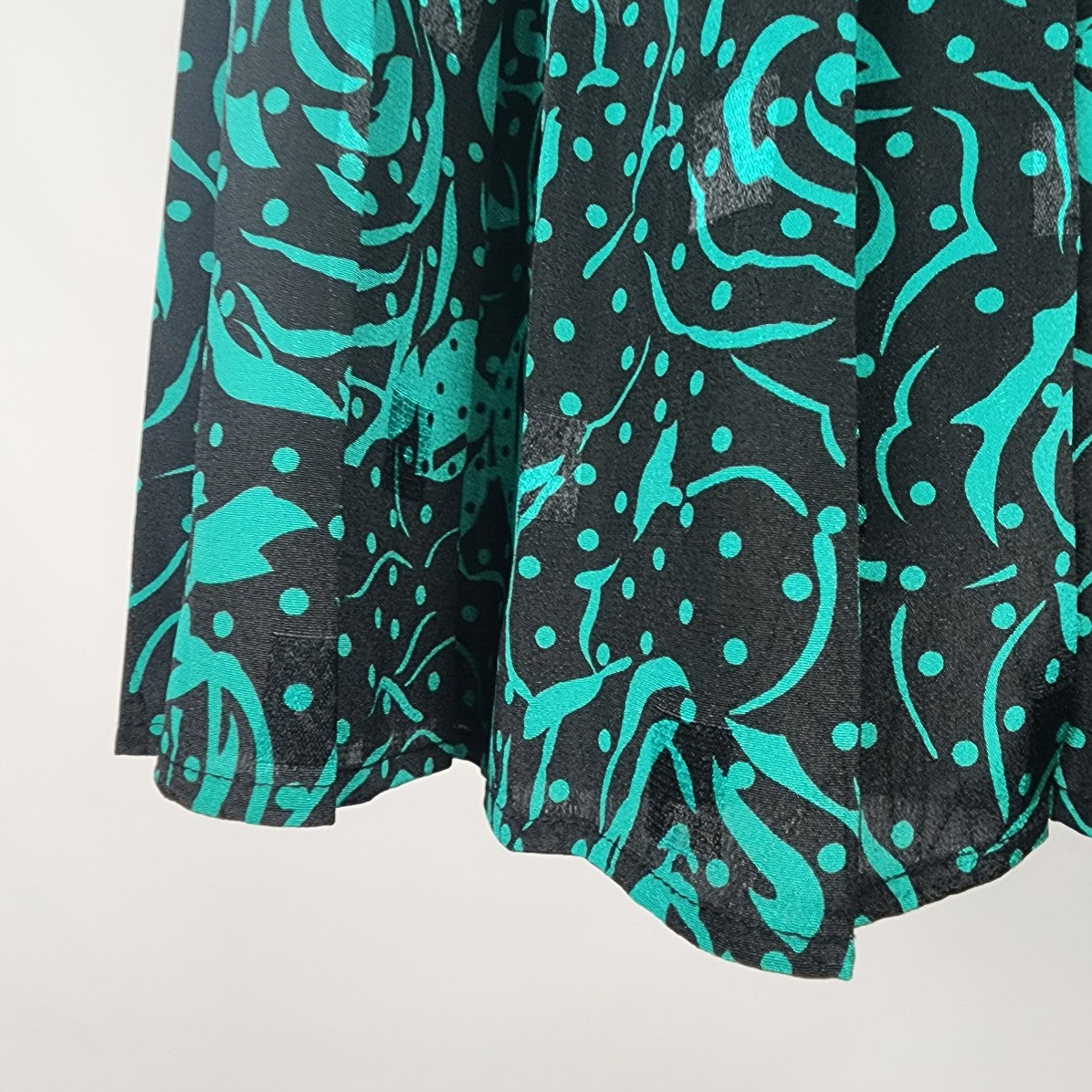 Vintage Black & Green Floral Long Pleated Skirt Size S