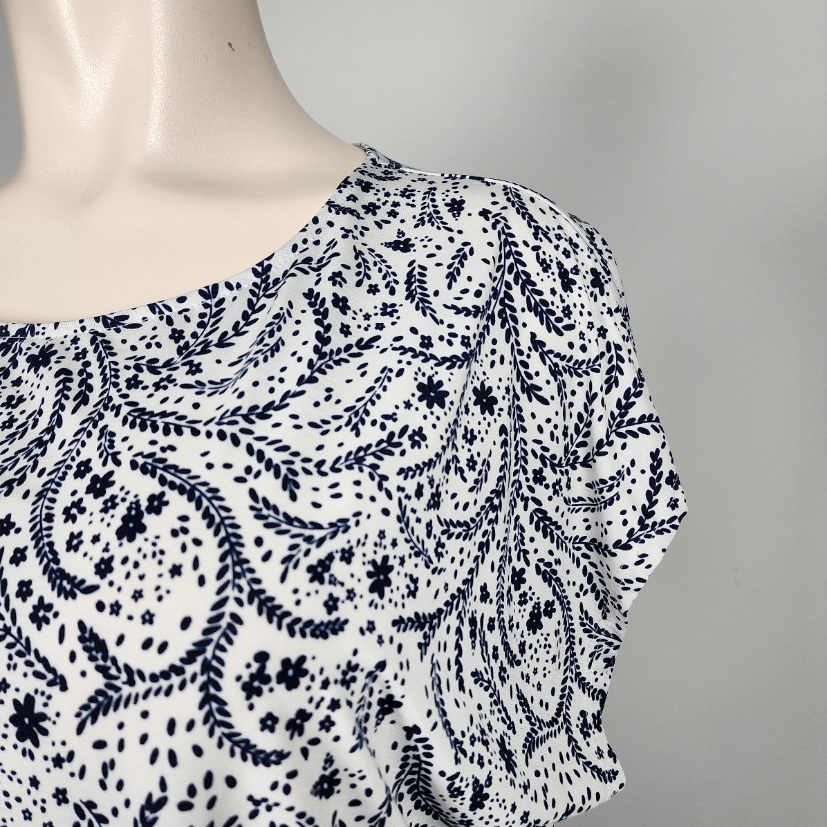 Laura Blue Floral Print Top Size 3X