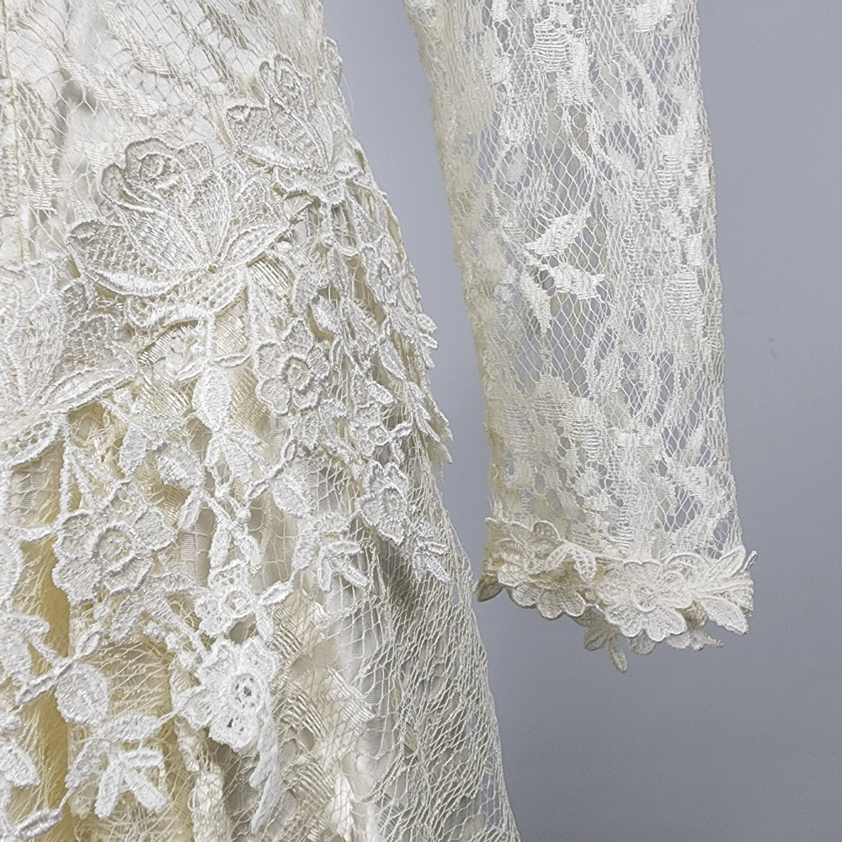Vintage White Lace Midi Length Western Dress Size S