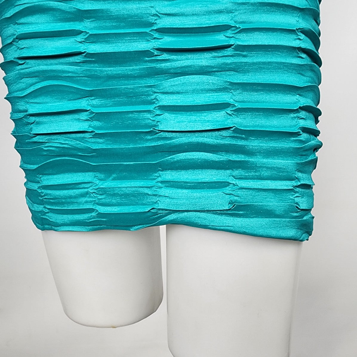 Daisy Blue Crinkle Body Con Mini Dress Size S