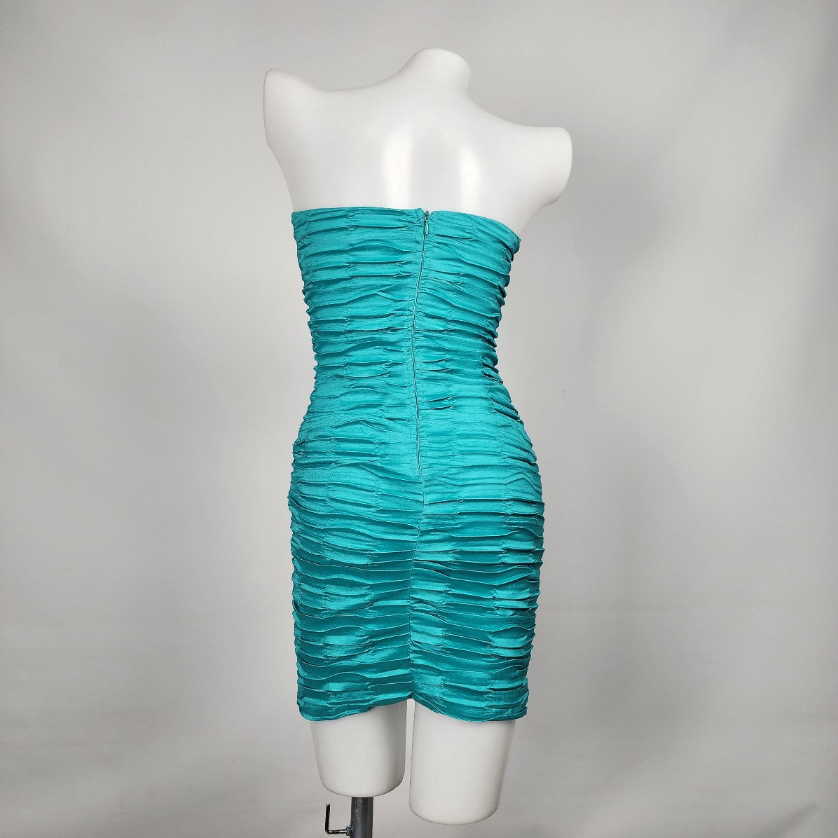 Daisy Blue Crinkle Body Con Mini Dress Size S