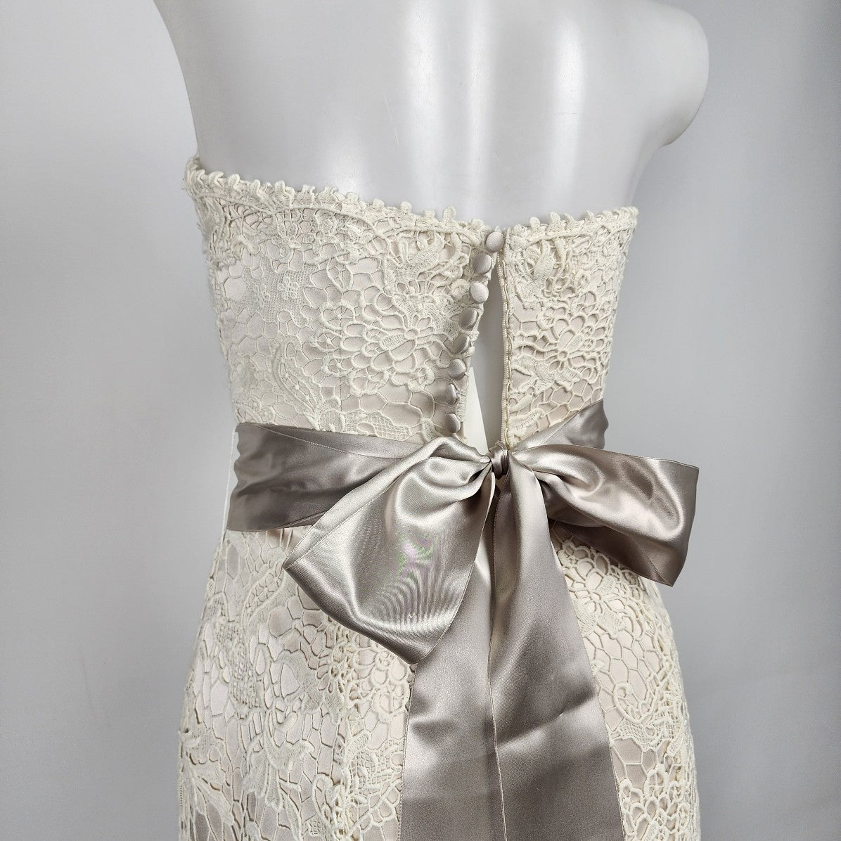 Justin Alexander Vintage Inspired Crochet Wedding Gown Dress Size 4