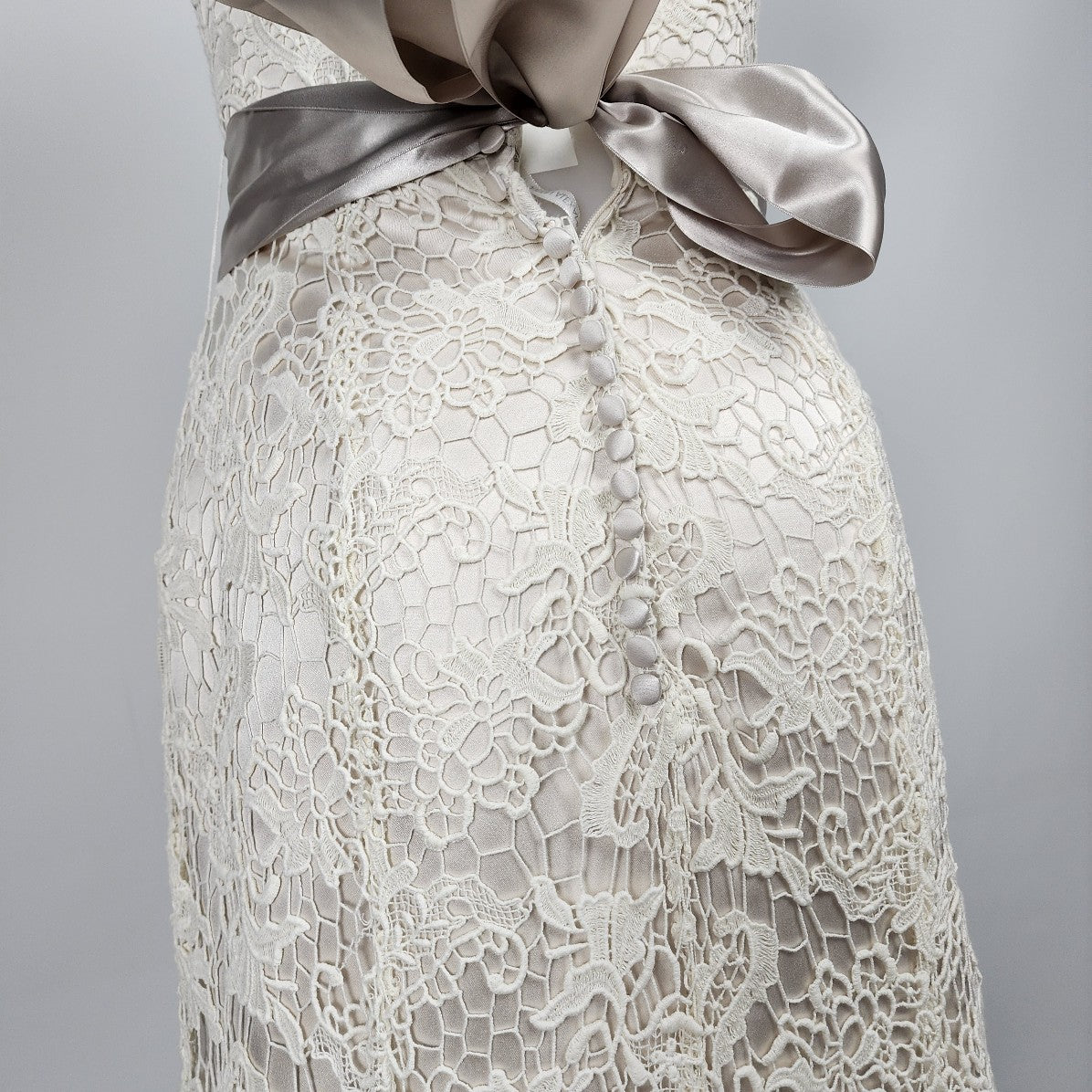 Justin Alexander Vintage Inspired Crochet Wedding Gown Dress Size 4