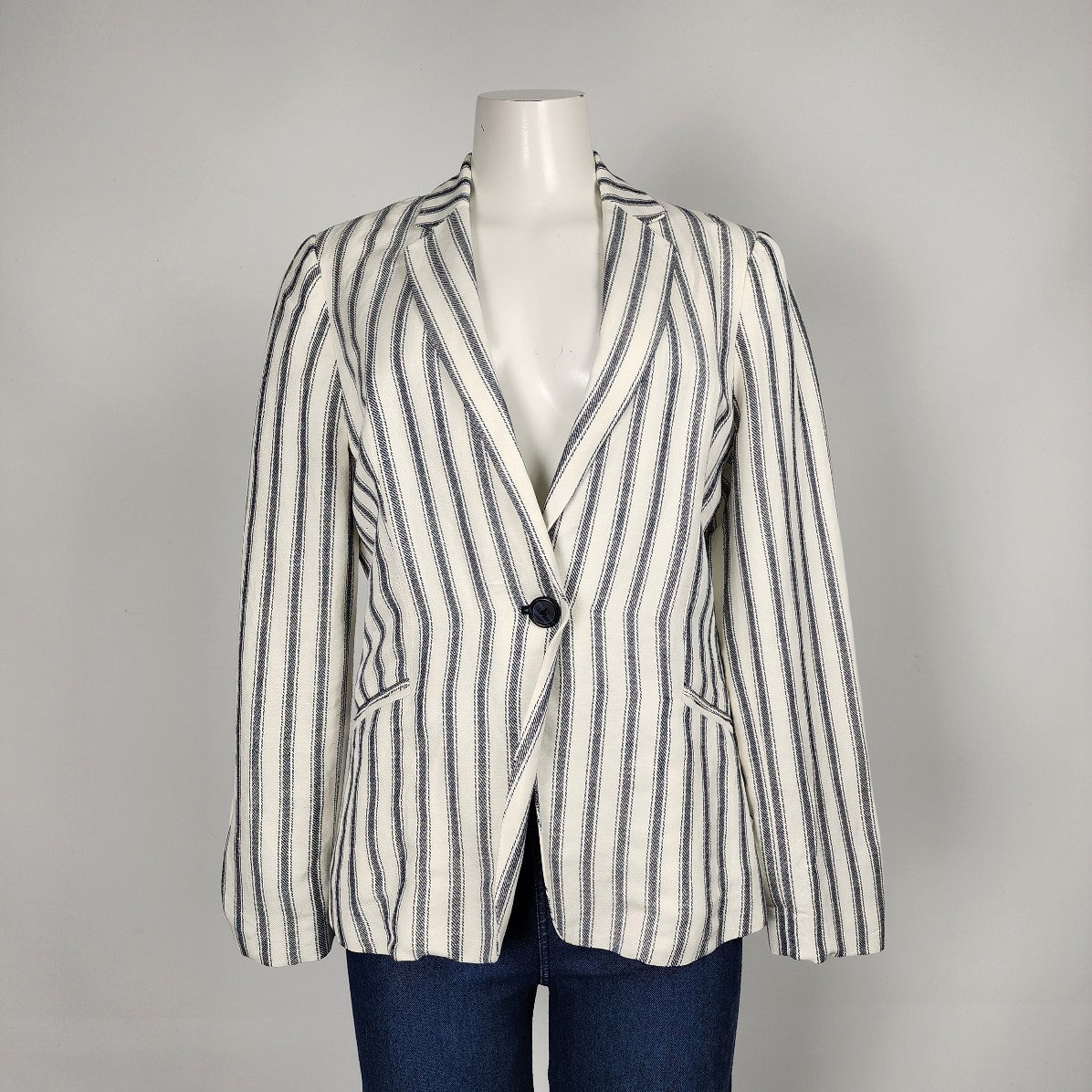 Emma & Olivia White Stripped Linen Blazer Size M
