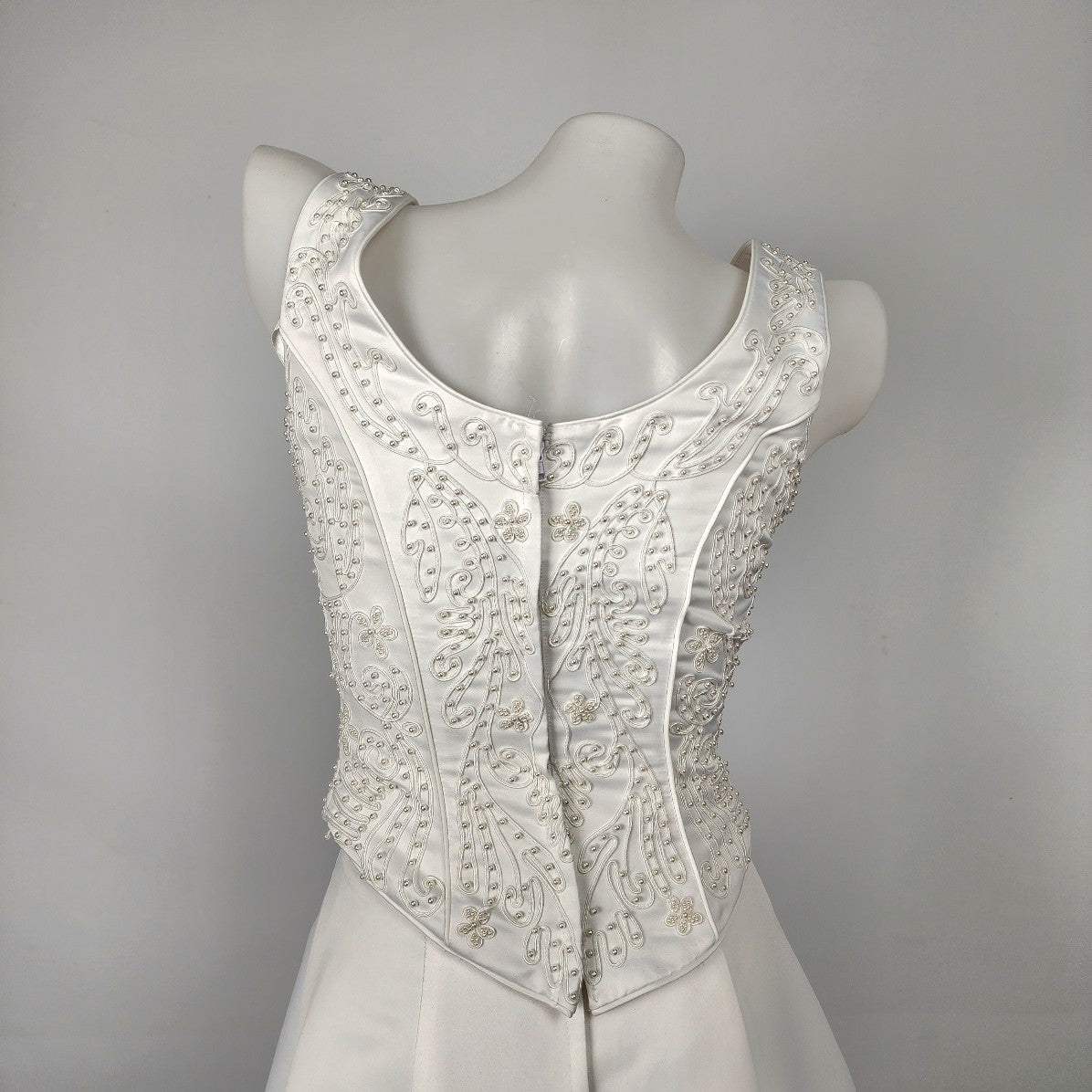 Ginza Collection White Embroidered Bodice 2 Piece Wedding Gown Size XS